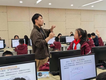 415ec6555e23d5b2ef57abf2af4e2d3